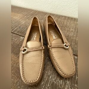 Salvatore Ferragamo Ladies Genuine Leather Metallic Gold Loafers Flats 8.5